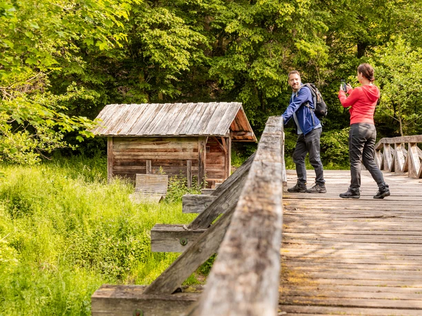 ET-2023-050-Blu?mchesauhu?tte-Eckfeld-@Eifel Tourismus GmbH, AR-shapefruitAG.jpg