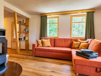 Große Sandsteinwohnung: Wohnbereich