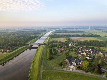 Elbe-Seitenkanal Artlenburg Elbe-Seitenkanal Artlenburg