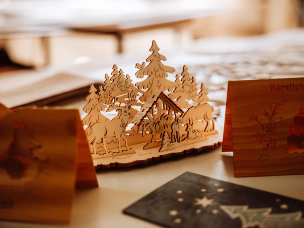 Intarsienschreinerei Möhrle Baiersbronn Exklusive Besichtigung Holzkarten Intarsienschreinerei Möhrle Baiersbronn Exklusive Besichtigung Holzkarten