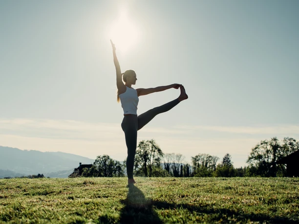 Yoga by the lake Yoga on Lake Lucerne