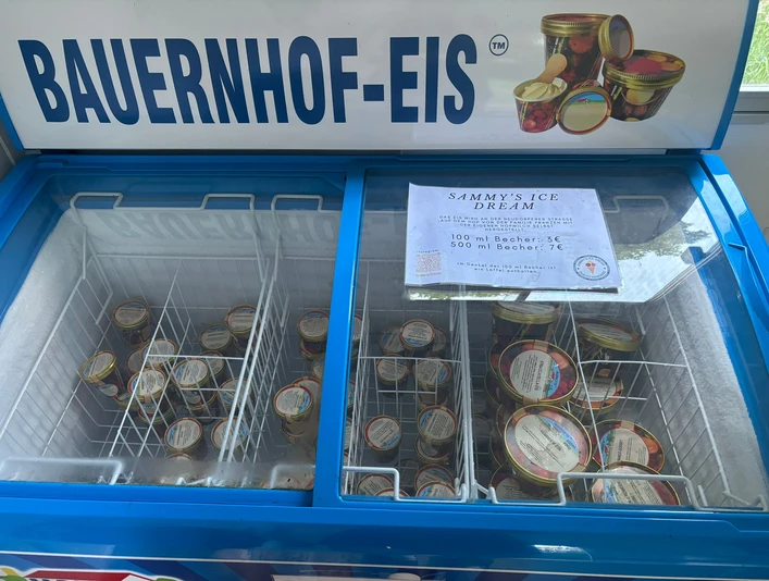 Bauernhofeis von Familie Franzen aus Dörpen ©Sammy‘s Ice Dream (1).jpg