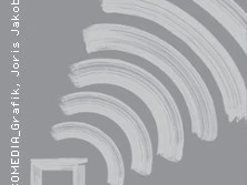 Das Bild präsentiert ein abstraktes Kunstwerk mit konzentrischen Bögen und einem quadratischen Element.