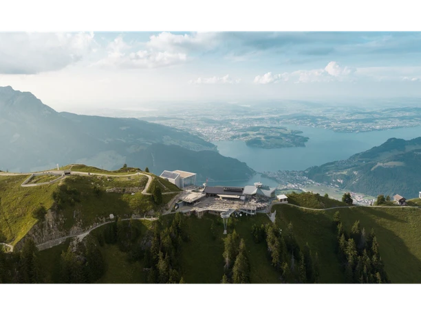 revolving_restaurant_Stanserhorn_Stans_Nidwalden