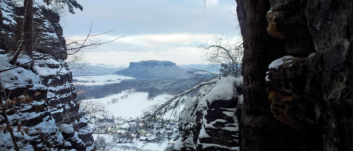 Blick vom Pfaffenstein zum Lilienstein
