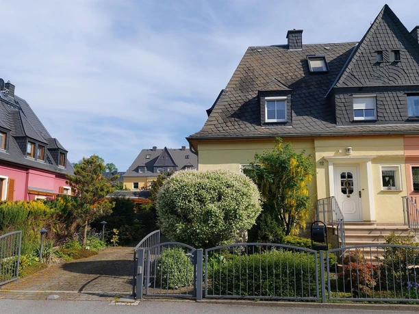 Einfahrt zum Ferienhaus Paegelow