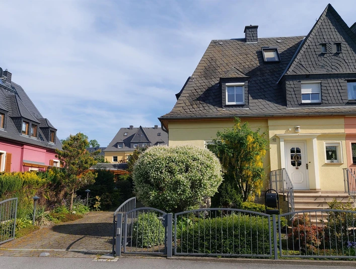 Einfahrt zum Ferienhaus Paegelow