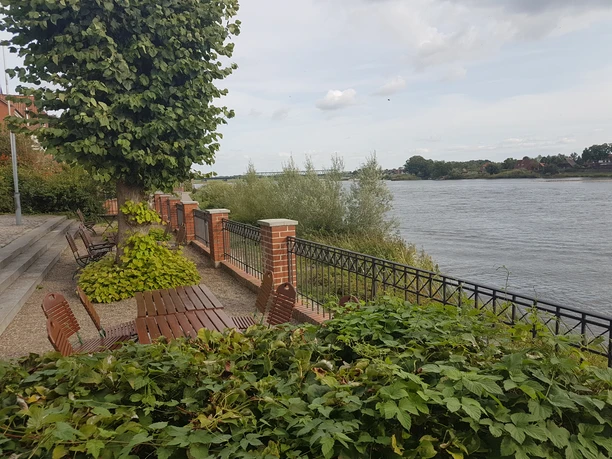 ©Dorothée Meyer (7).jpg Jugendherberge Zündholzfabrik Lauenburg Blick auf die Elbe
