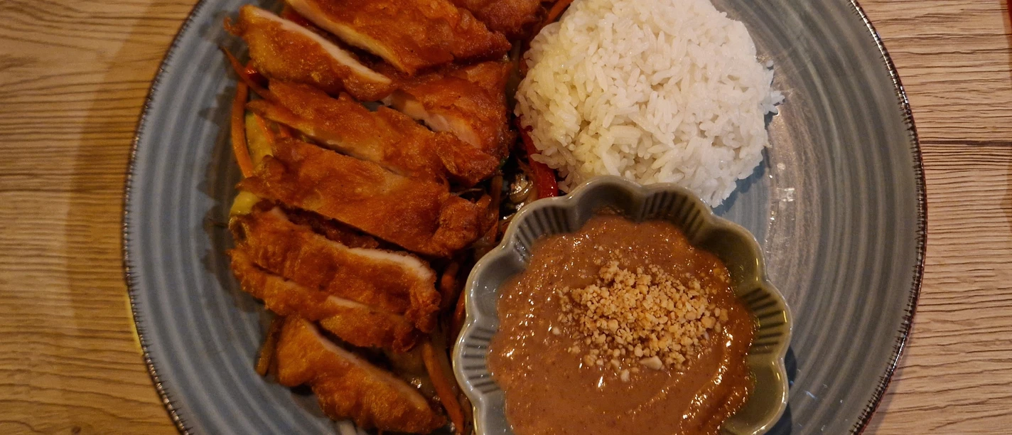Knuspriges Hähnchen im Restaurant Cyclo in Hövelhof | Paderborner Land