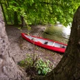 Kanu am Ufer_2