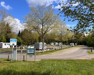 Wohnmobilstellplatz (1).jpg