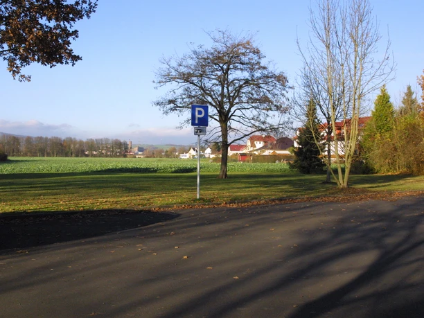 Womo-Stellplatz am Hallenbad/Borkener See