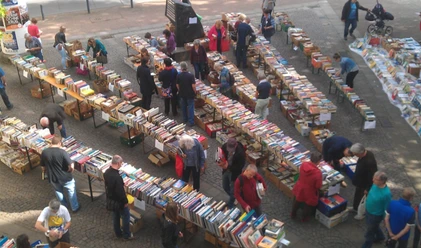 Bücherflohmarkt.PNG