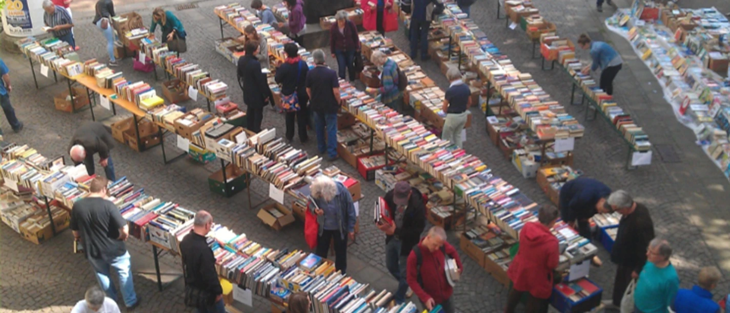 Bücherflohmarkt.PNG
