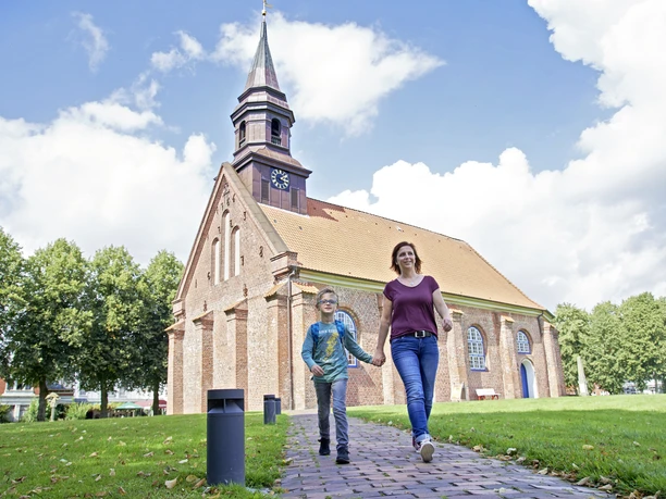Holstein_Brunsbüttel Ort_ Jakobuskirche