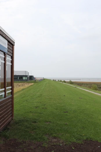 Vogelpfad Ostermarsch an der Beobachtungsstation Norddeich