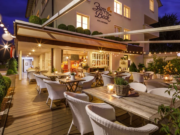 Zum_Beck_Terrasse_HotelFotograf.ch_Jeronimo_Vilaplana_01