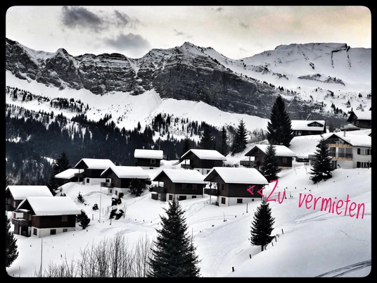 d8990119-dfbc-4403-a8b8-1c28105a60a2