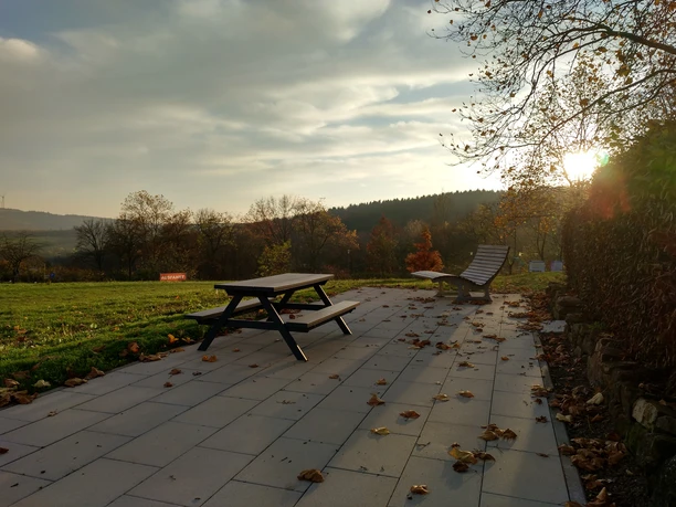 Wohnmobilstellplatz Terrasse Ausblick
