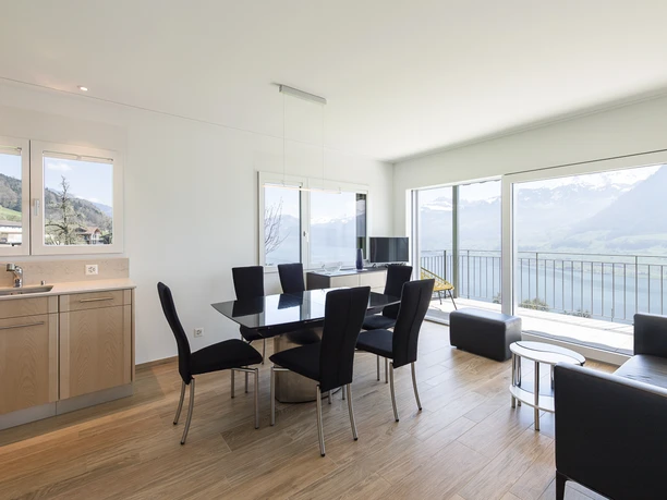 Niedermättli - Wohn- und Esszimmer.jpg