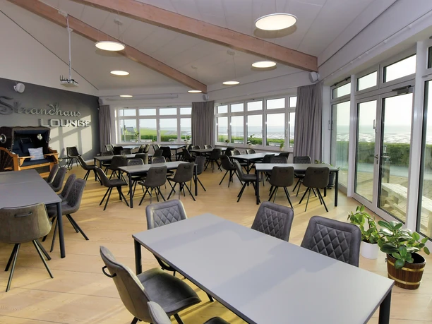 Strandhaus innen.jpg