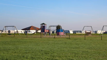 POI_Spielplatz_ Hooksiel Camping.jpg