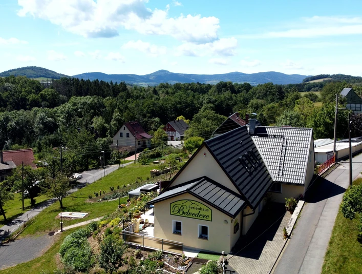 Ferienhaus mit Blick in das Zittauer Gebirge