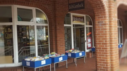 Außenansicht der Bibliothek Zeven Außenansicht der Bibliothek Zeven
