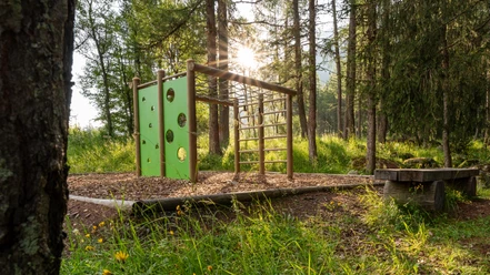 spielplatz_gluringen_1.jpg