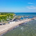 Stranden-ved-Mommark-Marina---drone