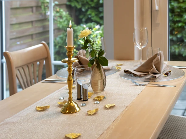 as-restaurant-vital-bad-bevensen-gedeckter-tisch-ccbysa-cordula-marienberg.JPG