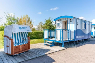 Nordseekarren mit Strandkorb Nordseekarren mit Strandkorb