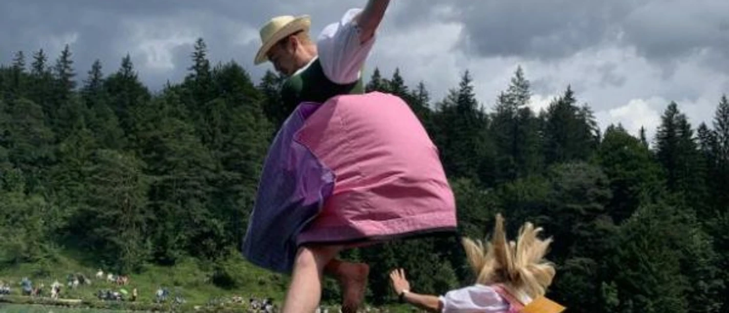 Dirndlspringen am Lautersee zum 70jähr. Jubiläum der Wasserwacht