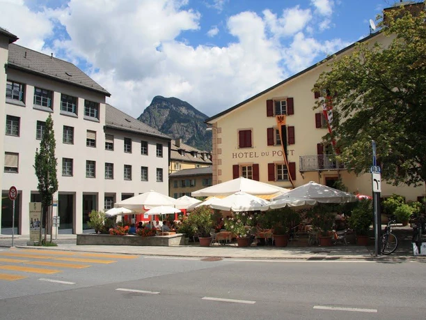 hotel_du_pont_aussenansicht (2)