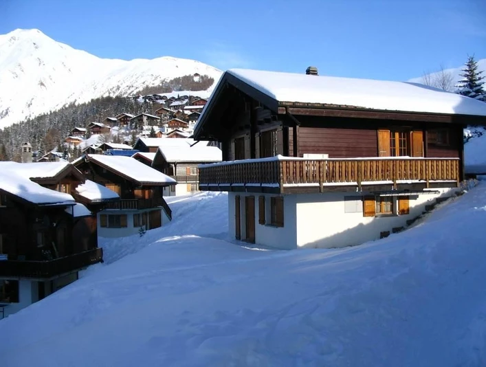 Freistehendes EFH, ruhige Lage, dennoch zentral