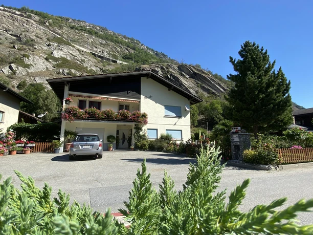 Haus Monika mit eigenem Parkplatz
