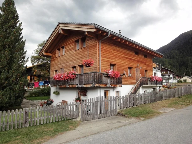 Hausansicht Sommer