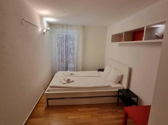 ce37a39b-24e1-4493-bc72-78f29953ef70-20517_145015