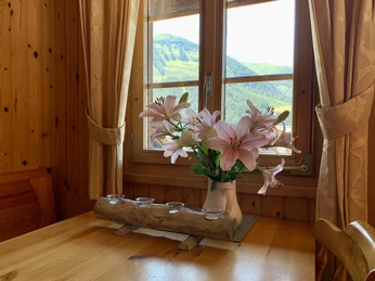 655E233A-15F9-40E0-82F5-C8AD416ED52F