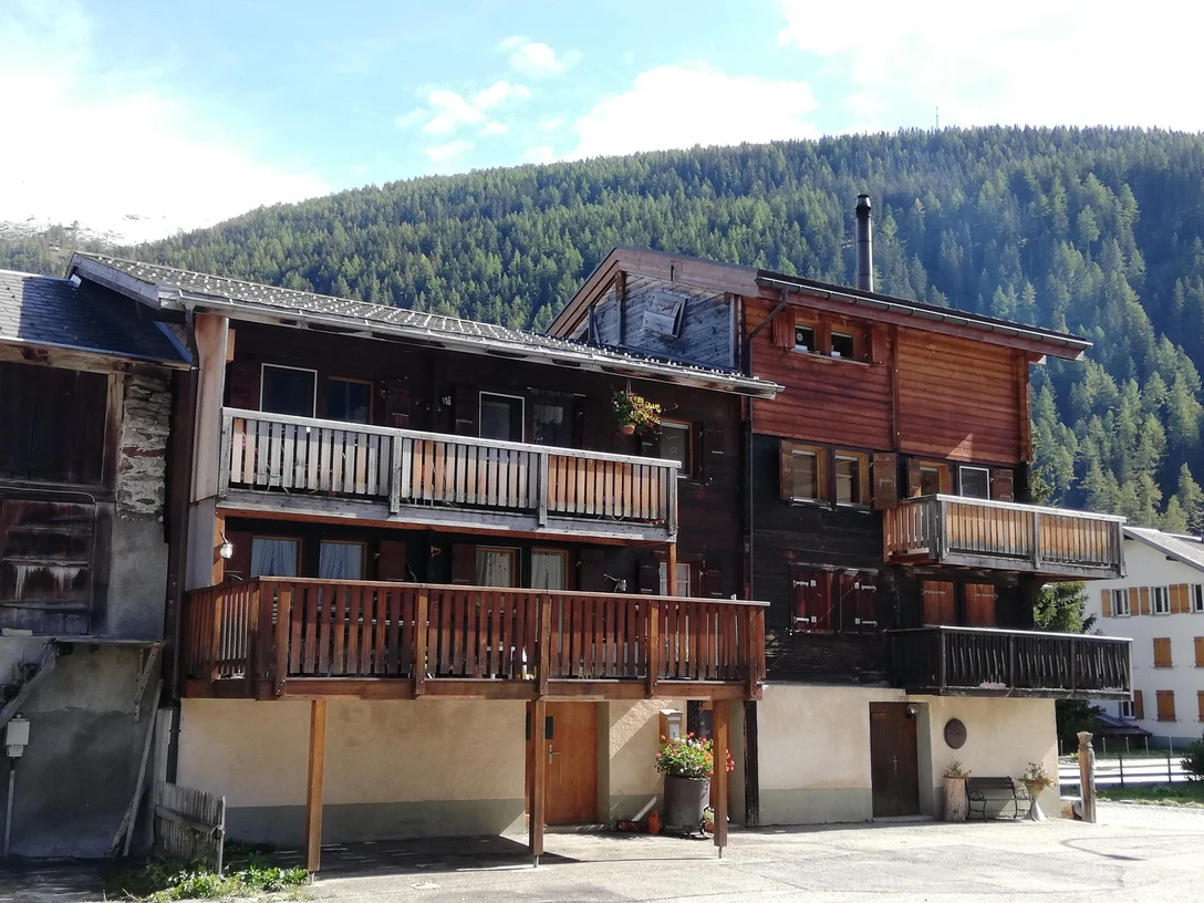 Sidelhorn Sommer Ganze Ansicht