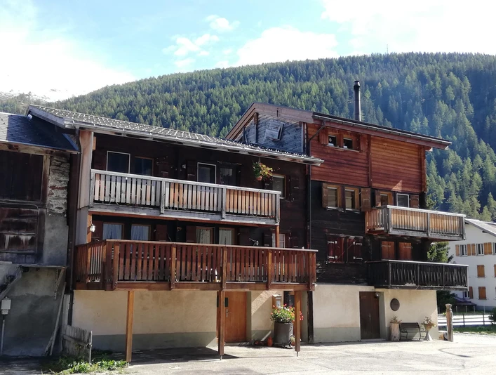 Sidelhorn Sommer Ganze Ansicht