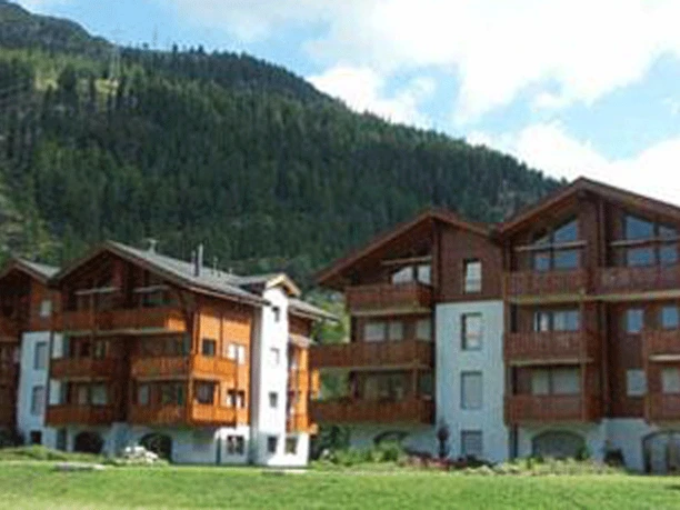 Aussenansicht Sommer