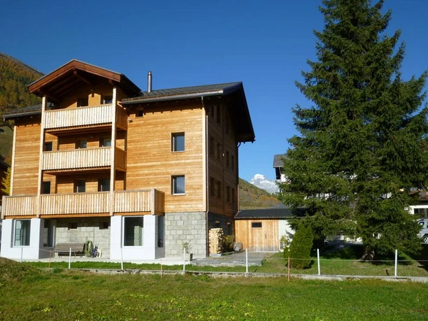 Aussenansicht Sommer