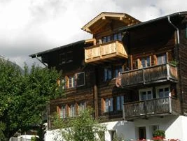 Aussenansicht Sommmer