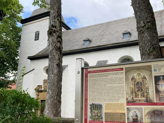 Kirche St. Antonius zu Padua | Bad Wünnenberg Kirche St. Antonius zu Padua | Bad Wünnenberg