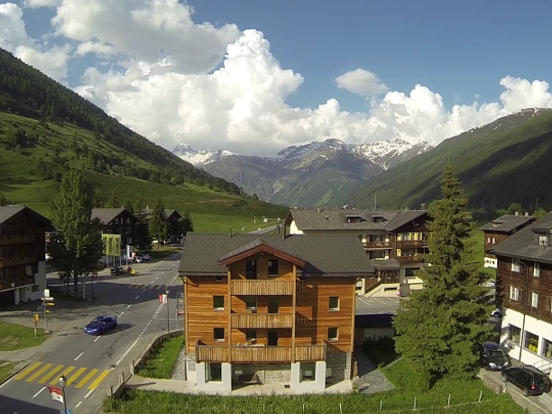 vlcsnap-2014-06-11-20h41m09s120