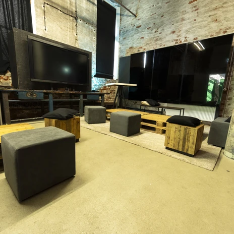 Foyer der Eventlocation Kunstkraftwerk | Leipzig Convention Bureau Foyer der Eventlocation Kunstkraftwerk Leipzig – präsentiert vom Leipzig Convention Bureau