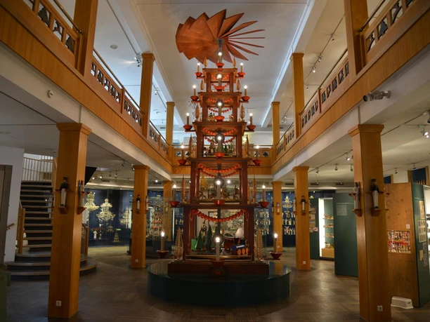 Pyramide Museum-Seiffen-Andreas Krone