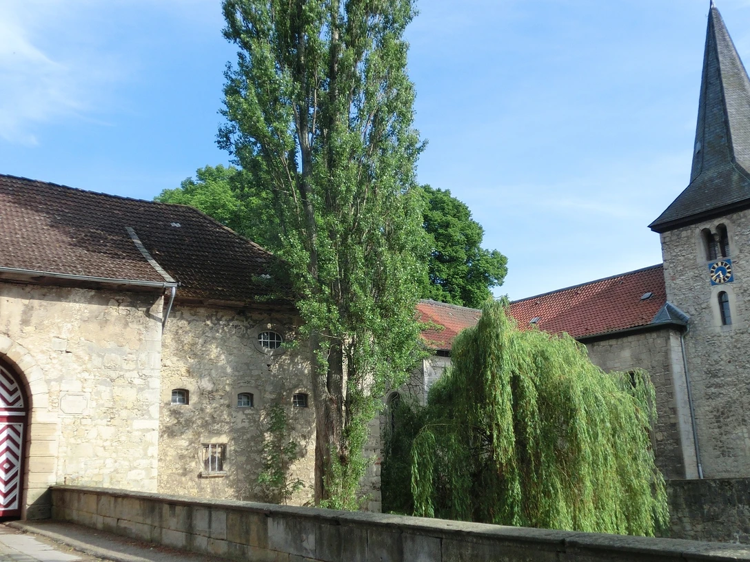 Wasserburg und St. Remigius