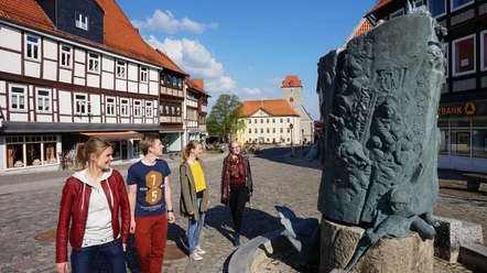 Geschichtsbrunnen Schöningen